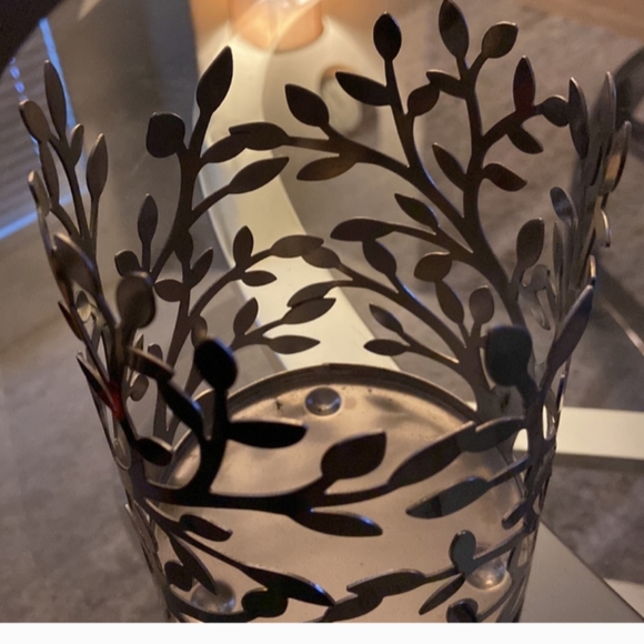 Hudson metal tree branch candle holder - Picture 6 of 8
